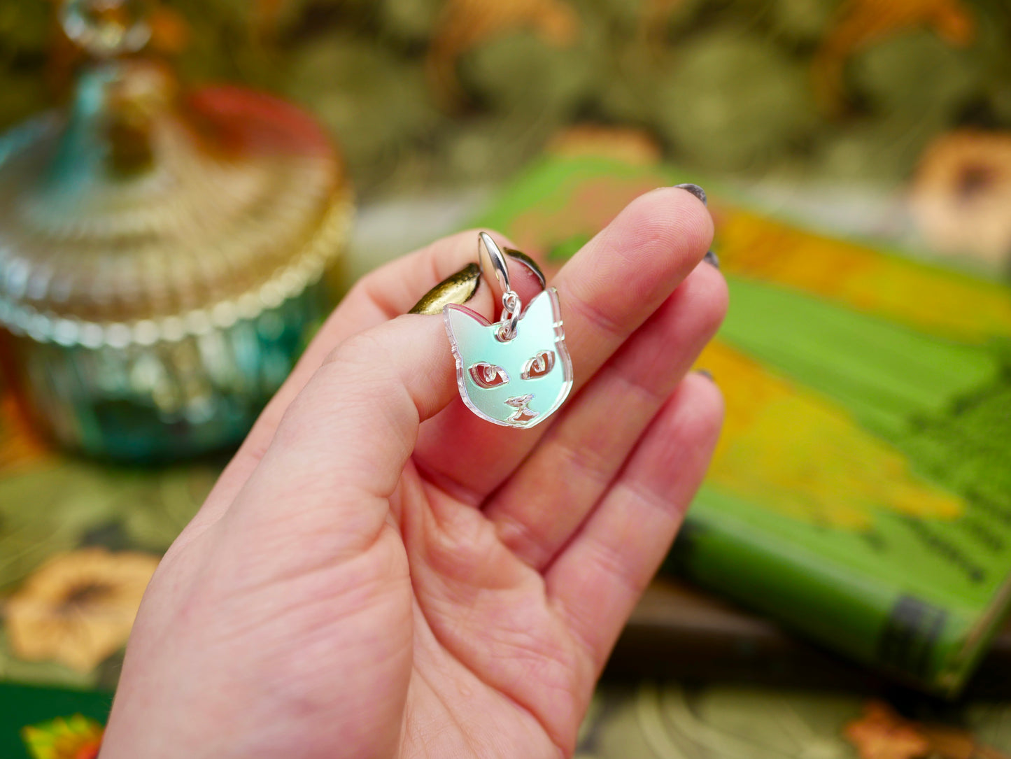 Lucky Cat Earrings - Iridescent